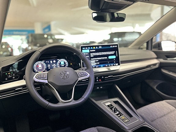 Volkswagen Golf I 12 of 22