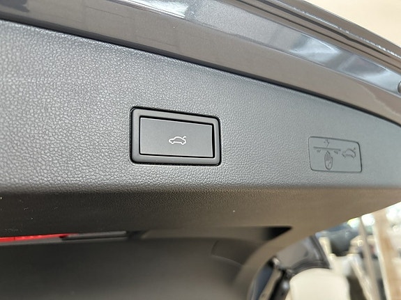 Volkswagen Golf I 11 of 22