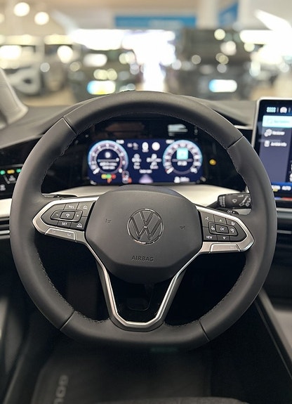 Volkswagen Golf I 13 of 22