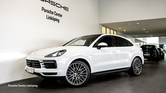 Porsche Cayenne 7 of 24