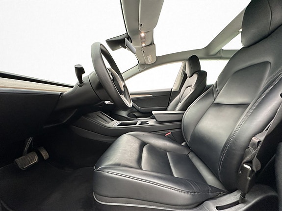 Tesla Model 3 12 of 30