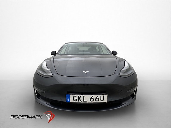 Tesla Model 3 2 of 5