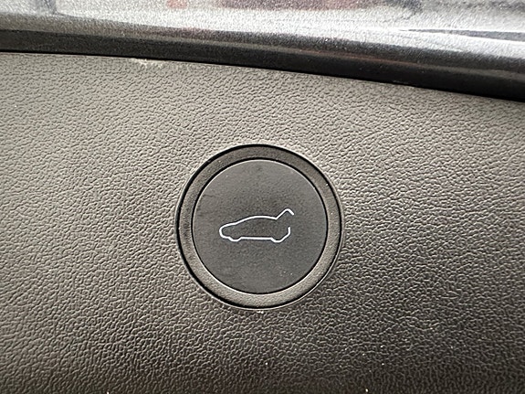 Tesla Model 3 30 of 30