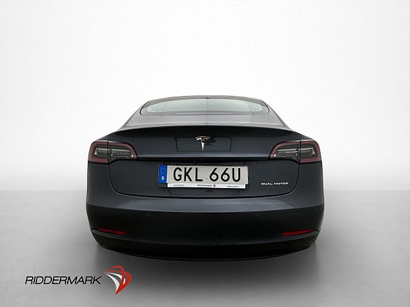 Tesla Model 3 7 of 30