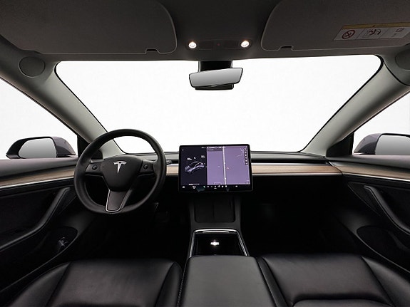 Tesla Model 3 13 of 30