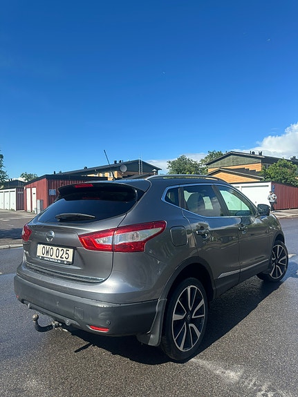 Nissan Qashqai 4 of 5
