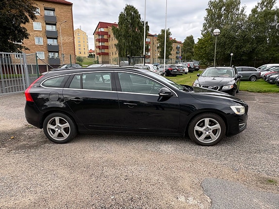 Volvo V60 5 of 14