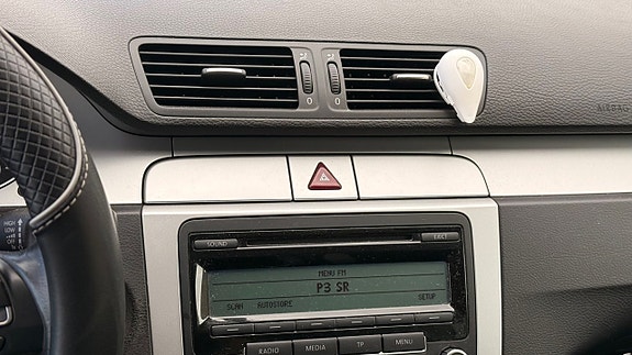 Volkswagen Passat 16 of 26
