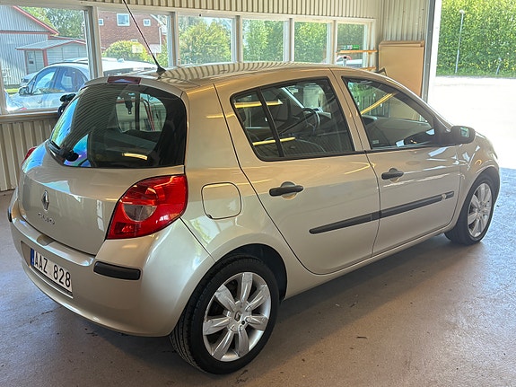 Renault Clio 4 of 5