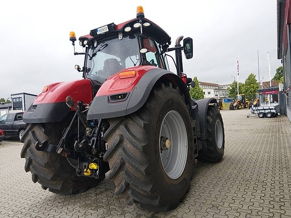 Case IH Optum 300CVX 7 of 10