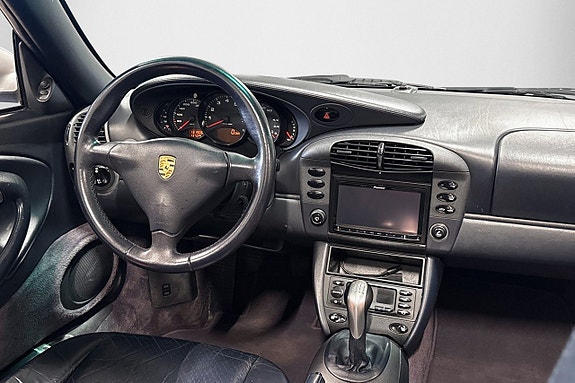Porsche 911 15 of 30