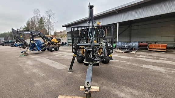 Skogsvagn FTG Moheda 121 med kran M41T 3 of 11