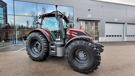 Valtra N175 Direct / TwinTrac / Skogstraktor / 559 timmar 6 of 12