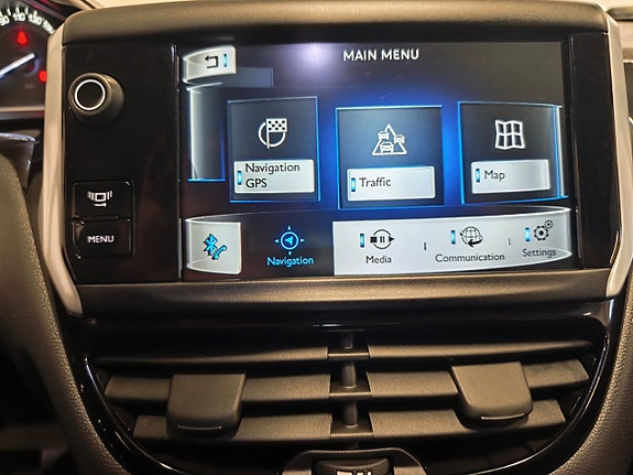 Peugeot 208 13 of 17