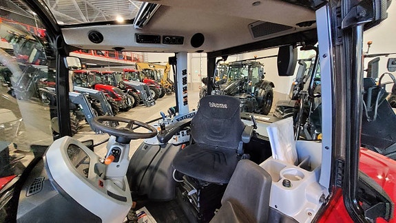 Valtra A115 HiTech / Lastare / 1318 timmar 12 of 12