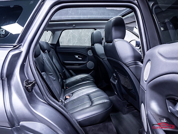 Land Rover Range Rover Evoque 16 of 27