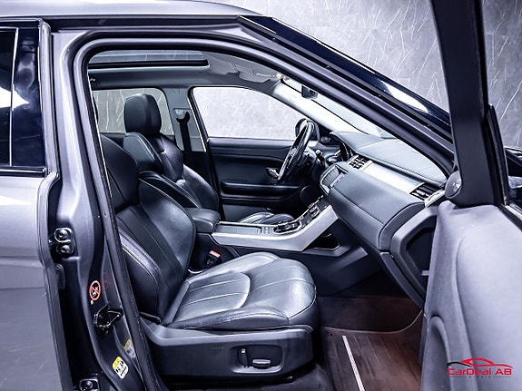 Land Rover Range Rover Evoque 15 of 27