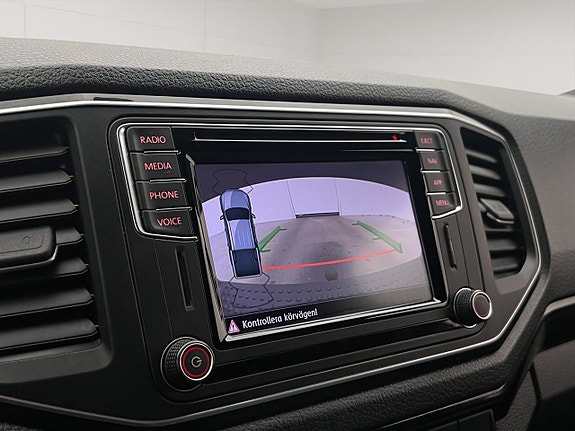 Volkswagen Amarok 23 of 30