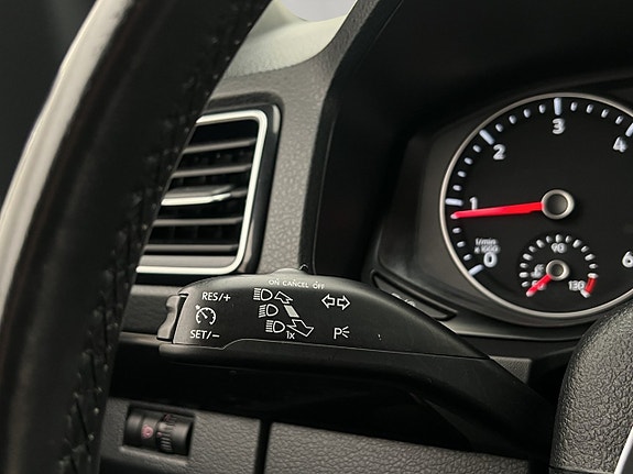 Volkswagen Amarok 17 of 30