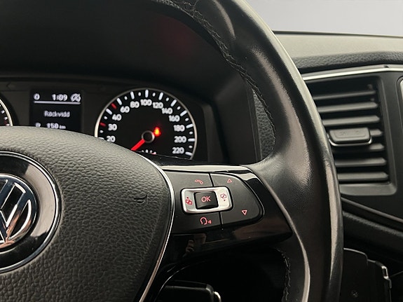 Volkswagen Amarok 20 of 30