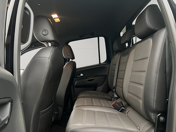 Volkswagen Amarok 28 of 30
