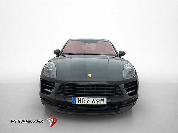 Porsche Macan S 2 of 5