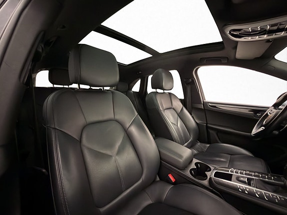 Porsche Macan S 28 of 30