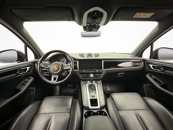 Porsche Macan S 14 of 30