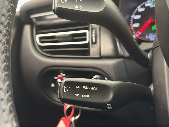 Porsche Macan S 20 of 30