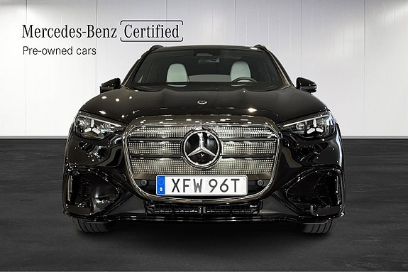 Mercedes-Benz GLC400 2 of 5