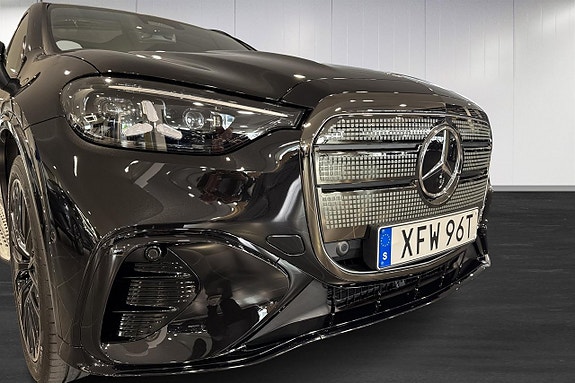 Mercedes-Benz GLC400 17 of 17