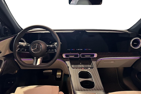 Mercedes-Benz GLC400 11 of 17