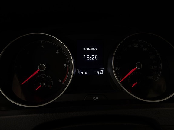 Volkswagen Golf VII 24 of 30