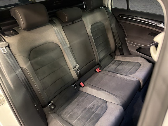 Volkswagen Golf VII 20 of 30
