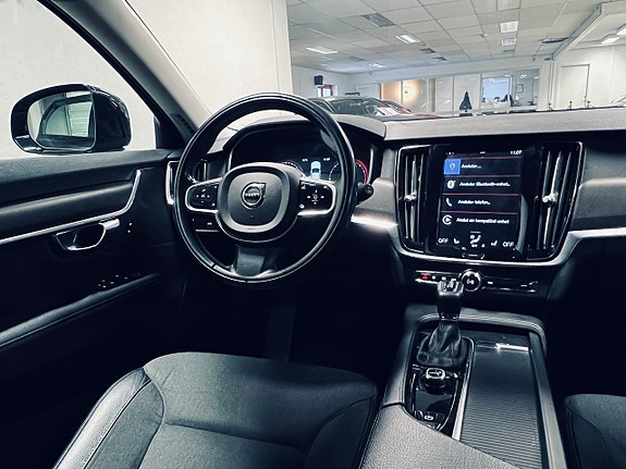 Volvo V90 Cross Country 9 of 27