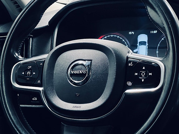 Volvo V90 Cross Country 21 of 27