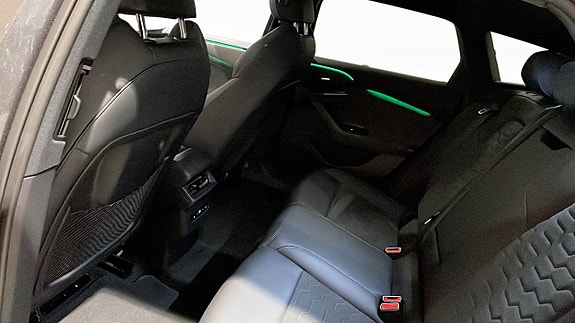 Audi A6 12 of 14