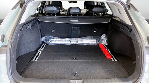 Kia K4 10 of 13