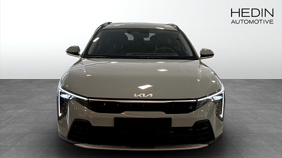 Kia K4 8 of 13