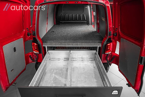 Volkswagen Transporter 19 of 30