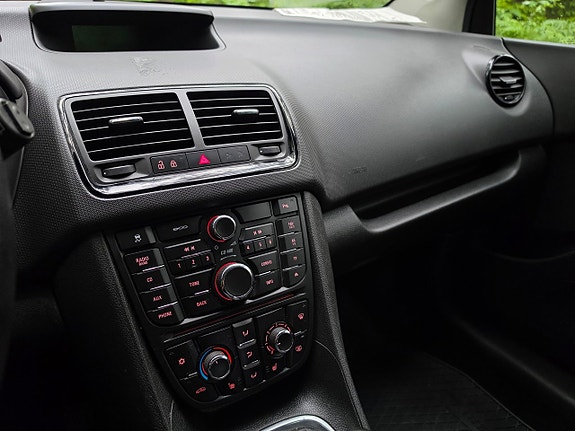 Opel Meriva 16 of 18