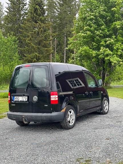 Volkswagen Caddy 3 of 5