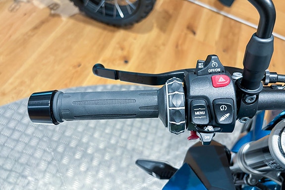 BMW F 900 R |Serviceavtal|Dynamic|Farthållare|Värmehandtag| 8 of 9