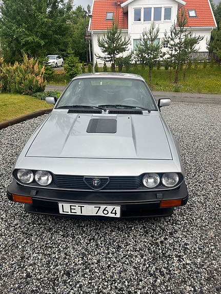 Alfa Romeo Alfetta 4 of 5