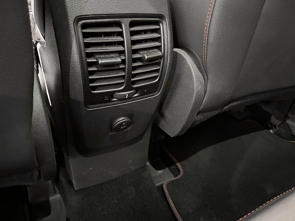 Ford Kuga 19 of 21