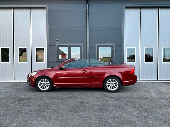 Volvo C70 4 of 5