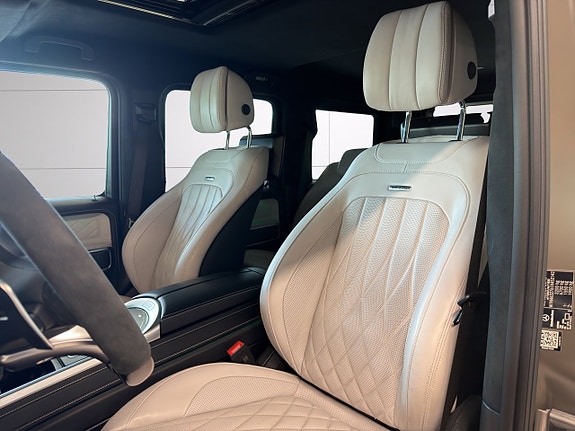 Mercedes-Benz G63 10 of 28