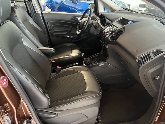 Ford Ecosport 7 of 11