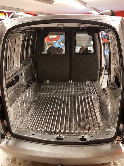 Volkswagen Caddy 12 of 15
