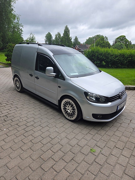 Volkswagen Caddy 2 of 5